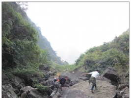 2012-1-1柏岩-黄檀硐穿越+城北农家乐